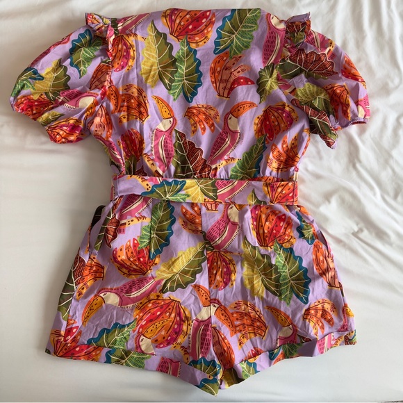 FARM Rio Women’s Lilac Beaks & Bananas V Neck Romper Size XL Tropical Boho - Picture 10 of 11